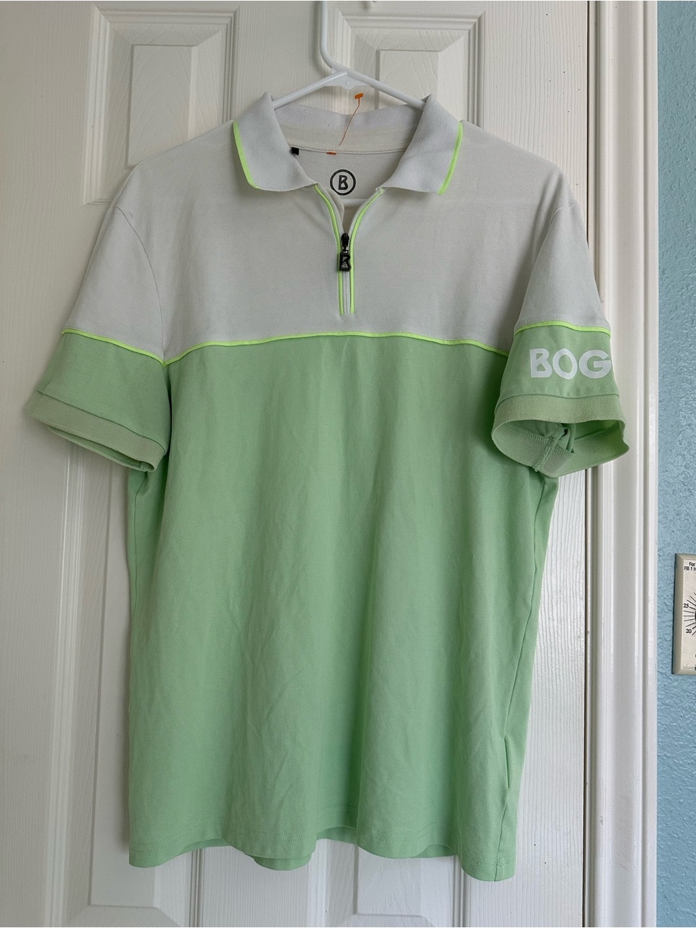 Bogner Yanis functional golf polo shirt green white color-blocked  size small